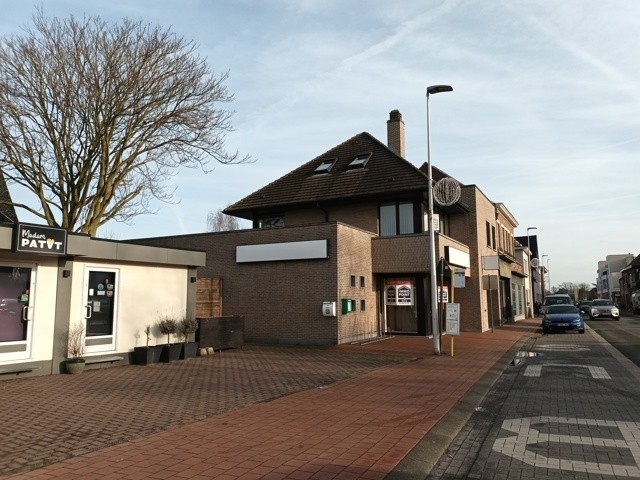 Opperstraat 11 en 11a Moerbeke afbeelding 3