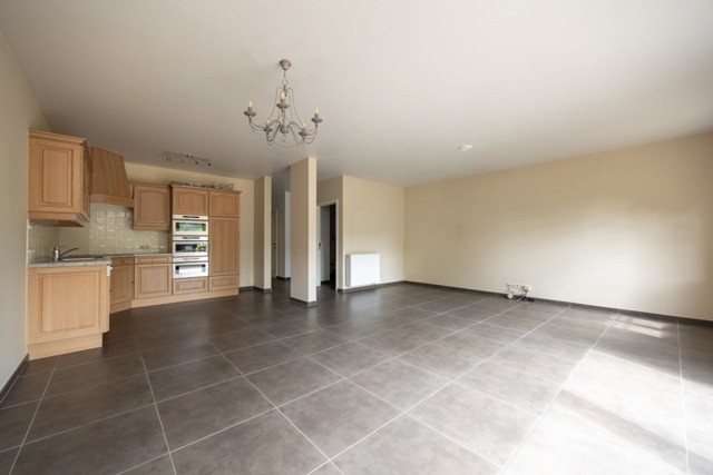 AUGUST DILSLEI 20 - 'S-GRAVENWEZEL afbeelding 2