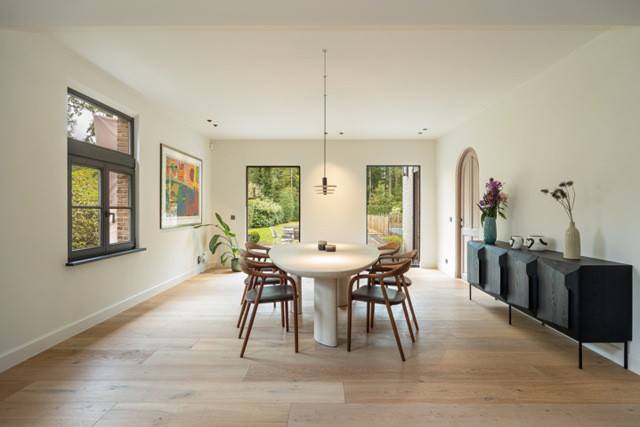 BLIJDE INKOMST 16 'S-GRAVENWEZEL afbeelding 3