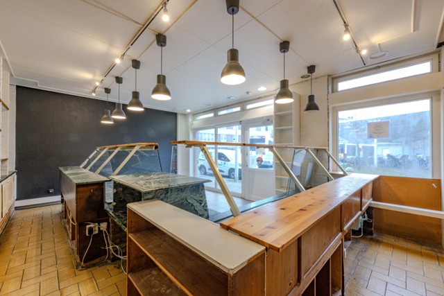 IN OPTIE - SINT-GORIKSPLEIN 10, EDEGEM (BAKKER MET WOONST) afbeelding 1