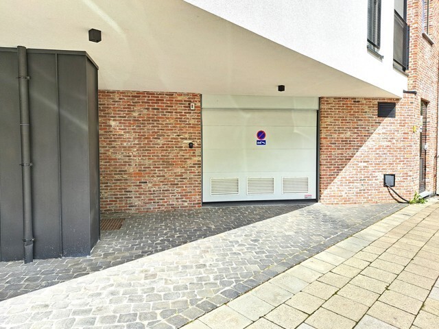 LIER, LEUVENSEVEST 25-28 afbeelding 2