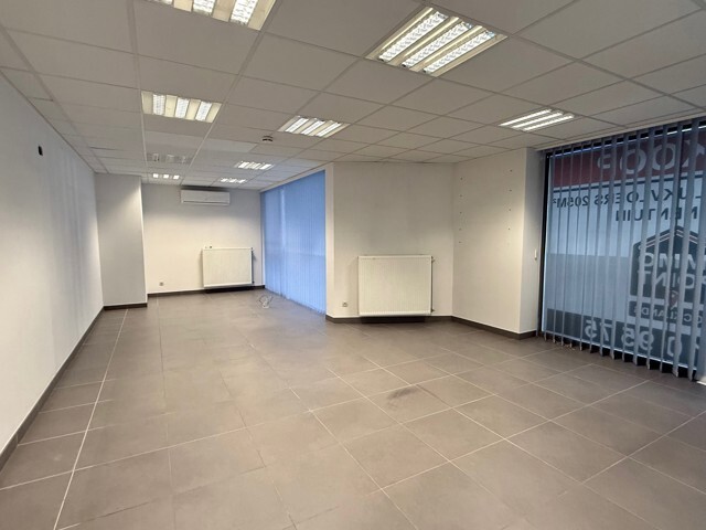 GELIJKVLOERS KANTOOR 200m² afbeelding 3