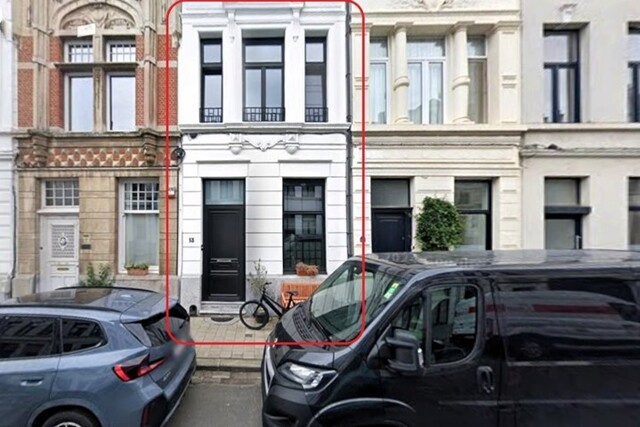 ANTWERPEN, DOLFIJNSTRAAT 13 afbeelding 1