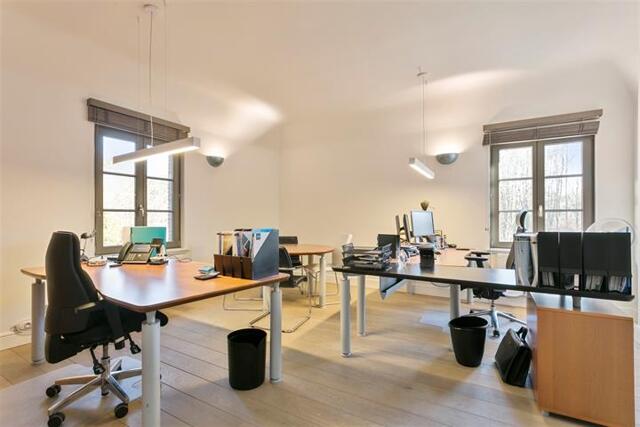 CS // HOGE HAAR 25 'S GRAVENWEZEL afbeelding 2