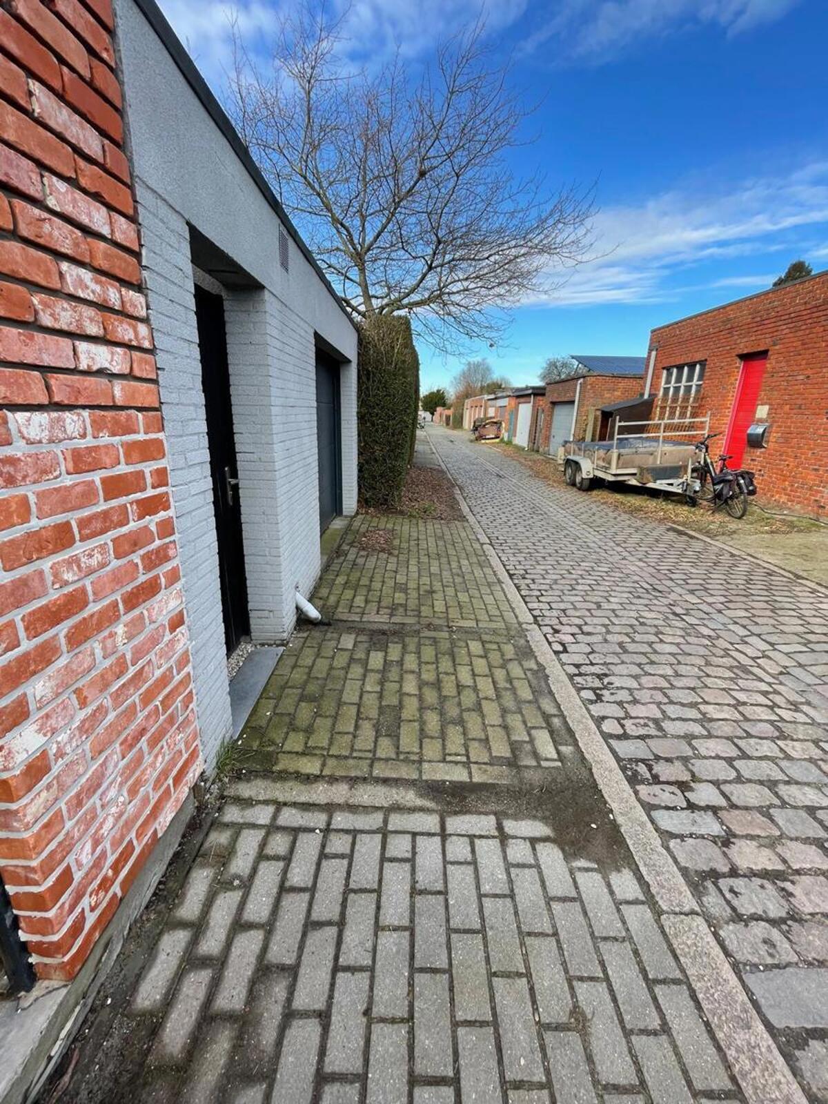LOSWEG/TRANSVAALSTRAAT (OPSLAGPLAATS), KONTICH