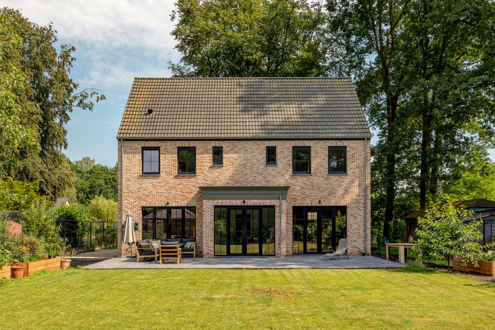 HEIDEBADLAAN 1A TE SCHOTEN