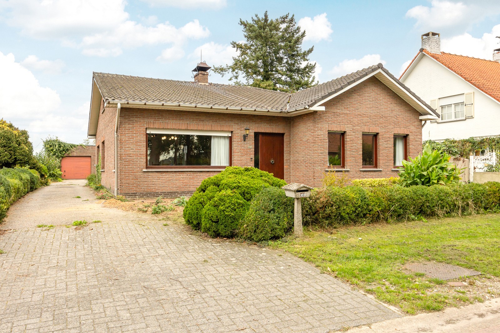 Merksplas Steenweg op Turnhout 103